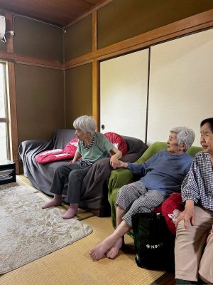 手つなぎ